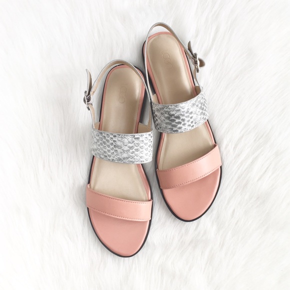 LOGO by Lori Goldstein Shoes - LOGO Lori Goldstein | blush reptile leather sandal